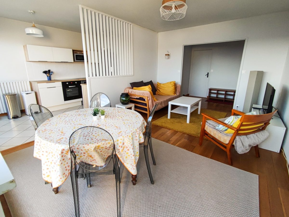 Photo 1 — Colocation · Chambre 9 m² · Angers