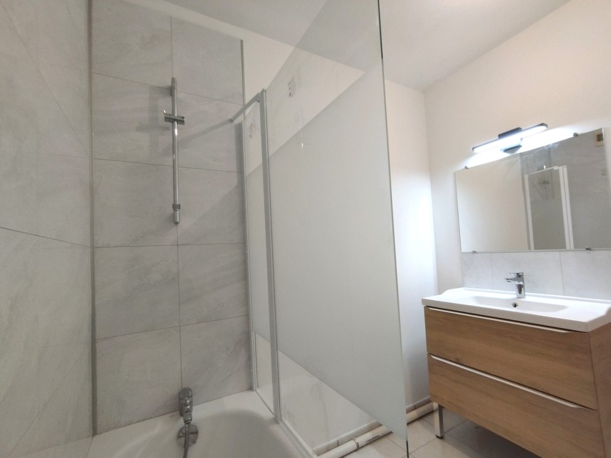 Photo 8 du logement à Saint Jacques De La Lande