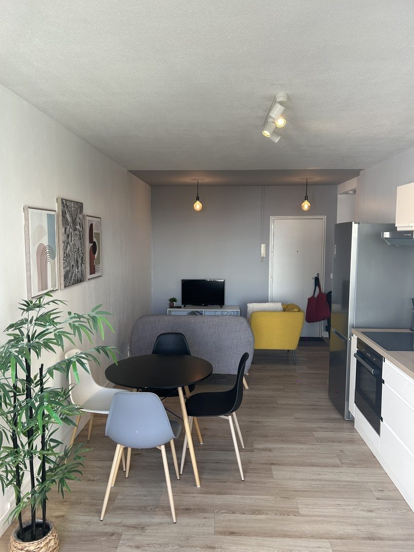 Photo 1 — Colocation · Chambre 9 m² · Rennes