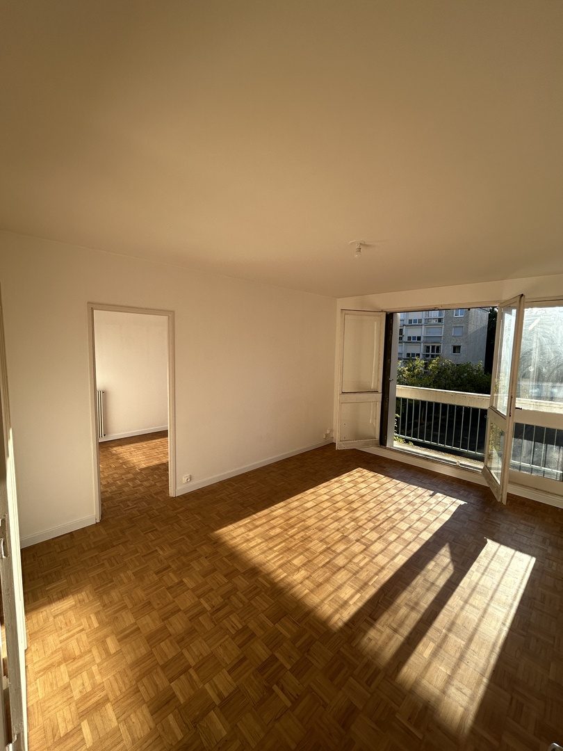 Photo 1 — Appartement T3 · 64 m² · Rennes